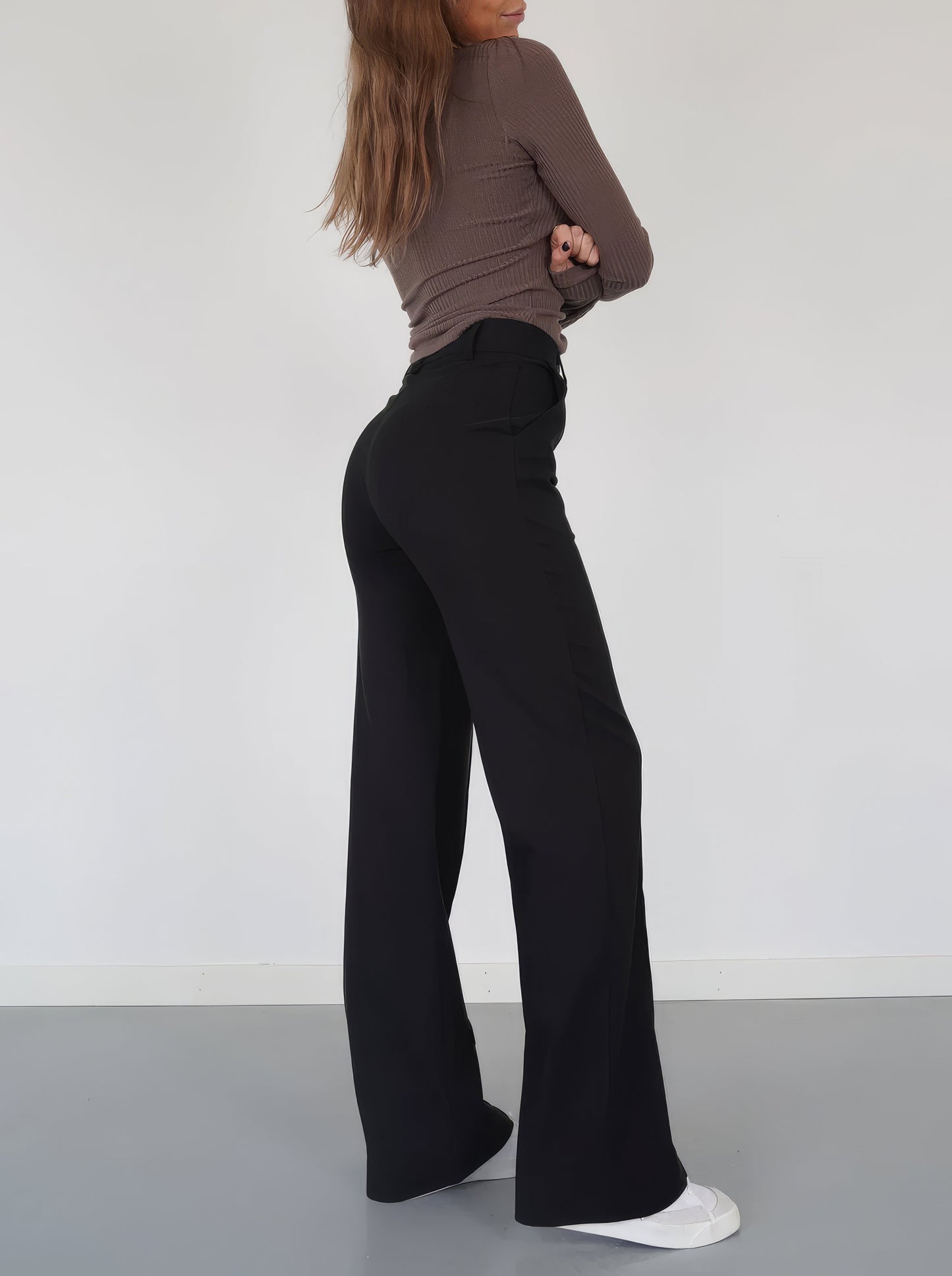 Keny | Tailored Trousers with Straight Legs