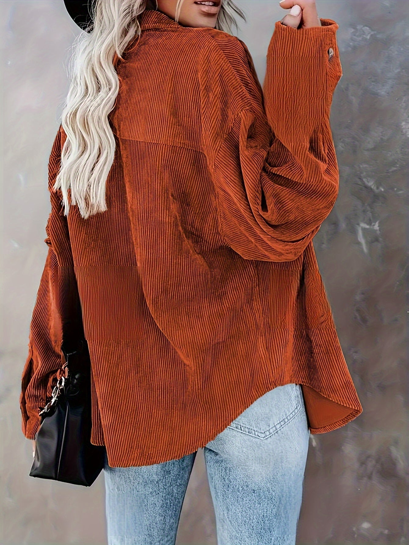 Ainara | Corduroy Button-Down Shirt