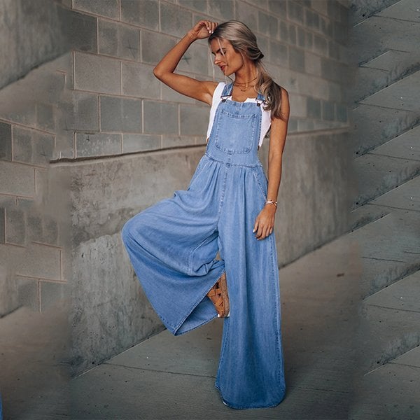 Trendy Women's Denim Jumpsuit with Wide Legs and Straps