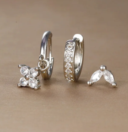 Luxury Women's Earrings Set with Fine Details and Timeless Design