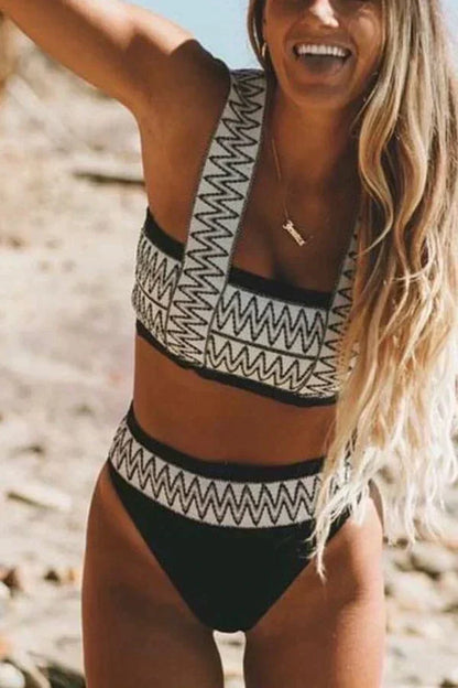 Rami | Sporty Bikini Set with Graphic Pattern