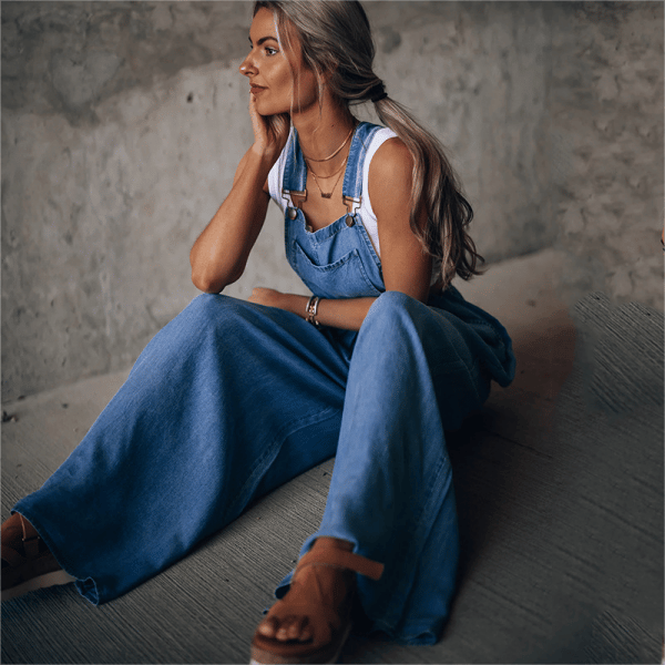 Trendy Women's Denim Jumpsuit with Wide Legs and Straps