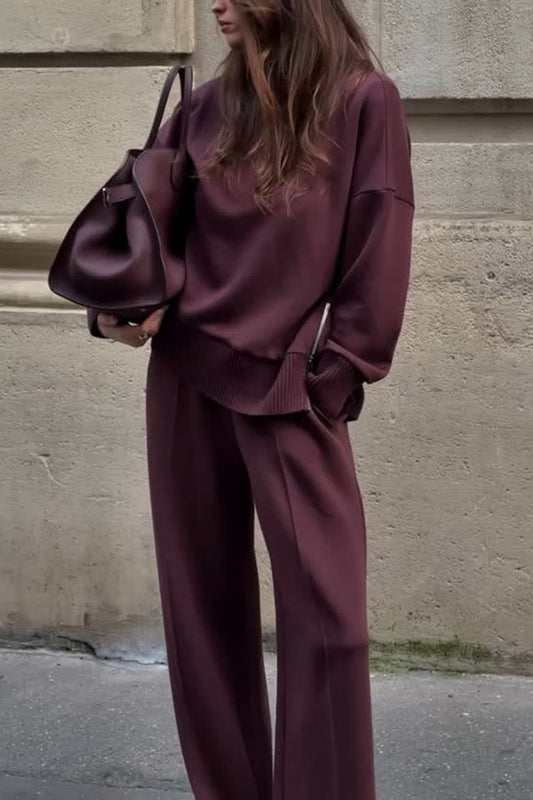 Trendy Comfortable Women's Set with Structured Sweater and Pants