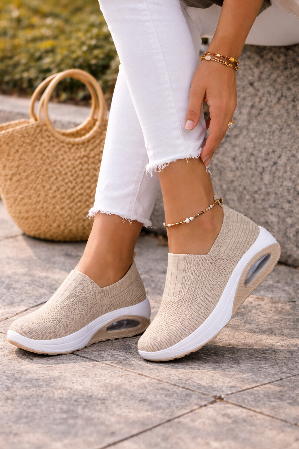 Women's Slip-On Sneakers With Elevated Sole And Air Cushion