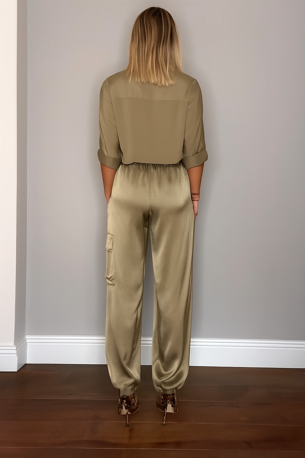 Chic Women's Satin Cargo Set with Top and High Waist Pants