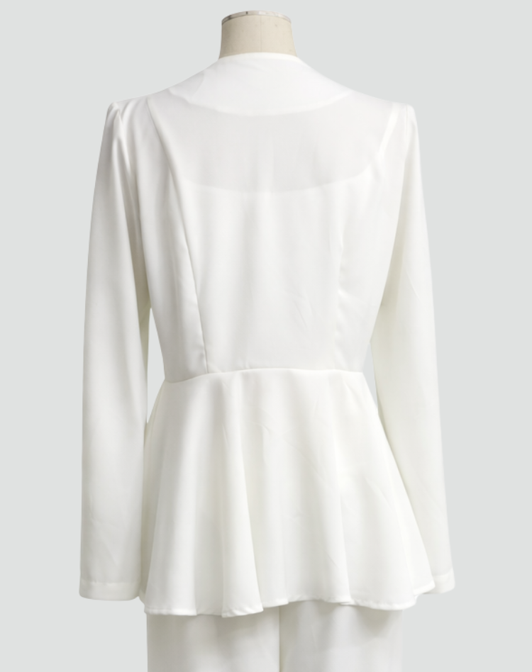 Chic Women's Blazer Set with Trousers and Crop Top