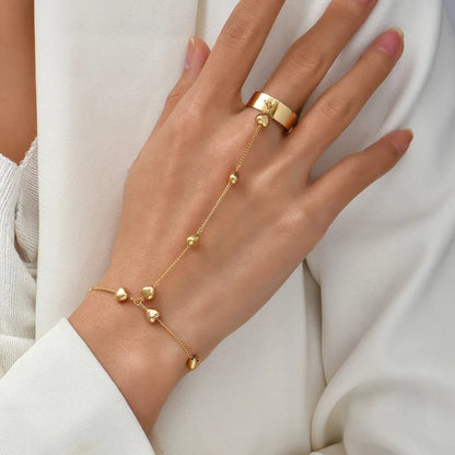 Berna | Hand Chain Bracelet