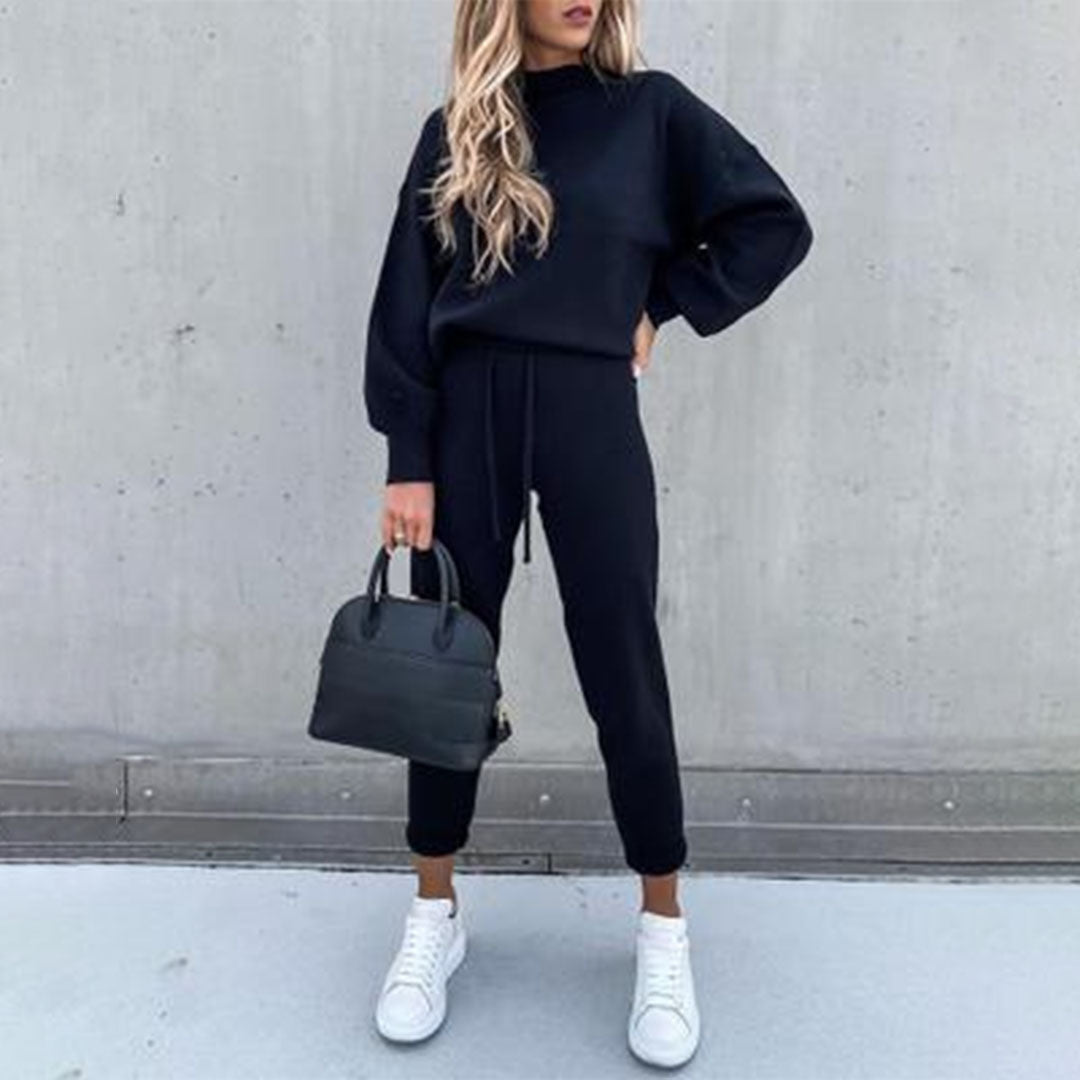 Loungewear Set for Women with Long Sleeves