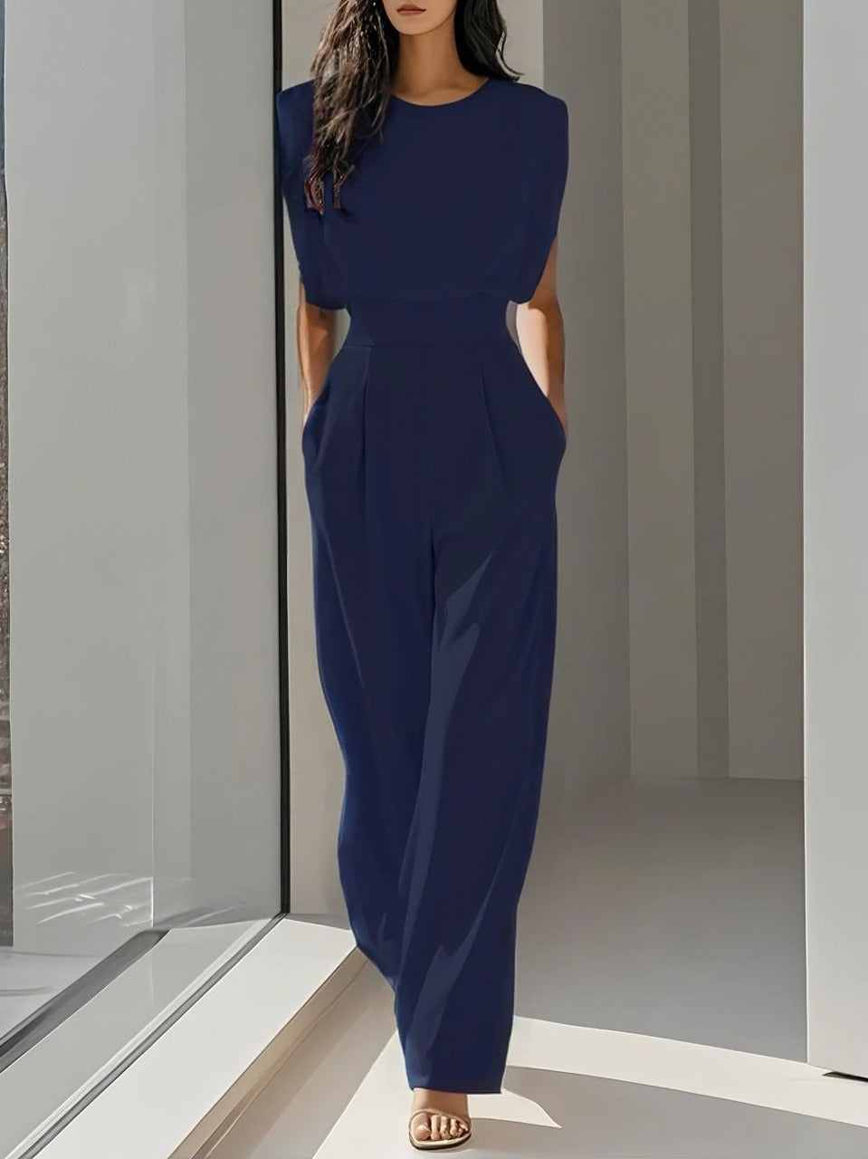 Elegant Sleeveless Jumpsuit With Wide Legs