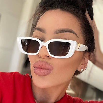 Macella | Retro Rectangular Sunglasses with Tortoise Frame