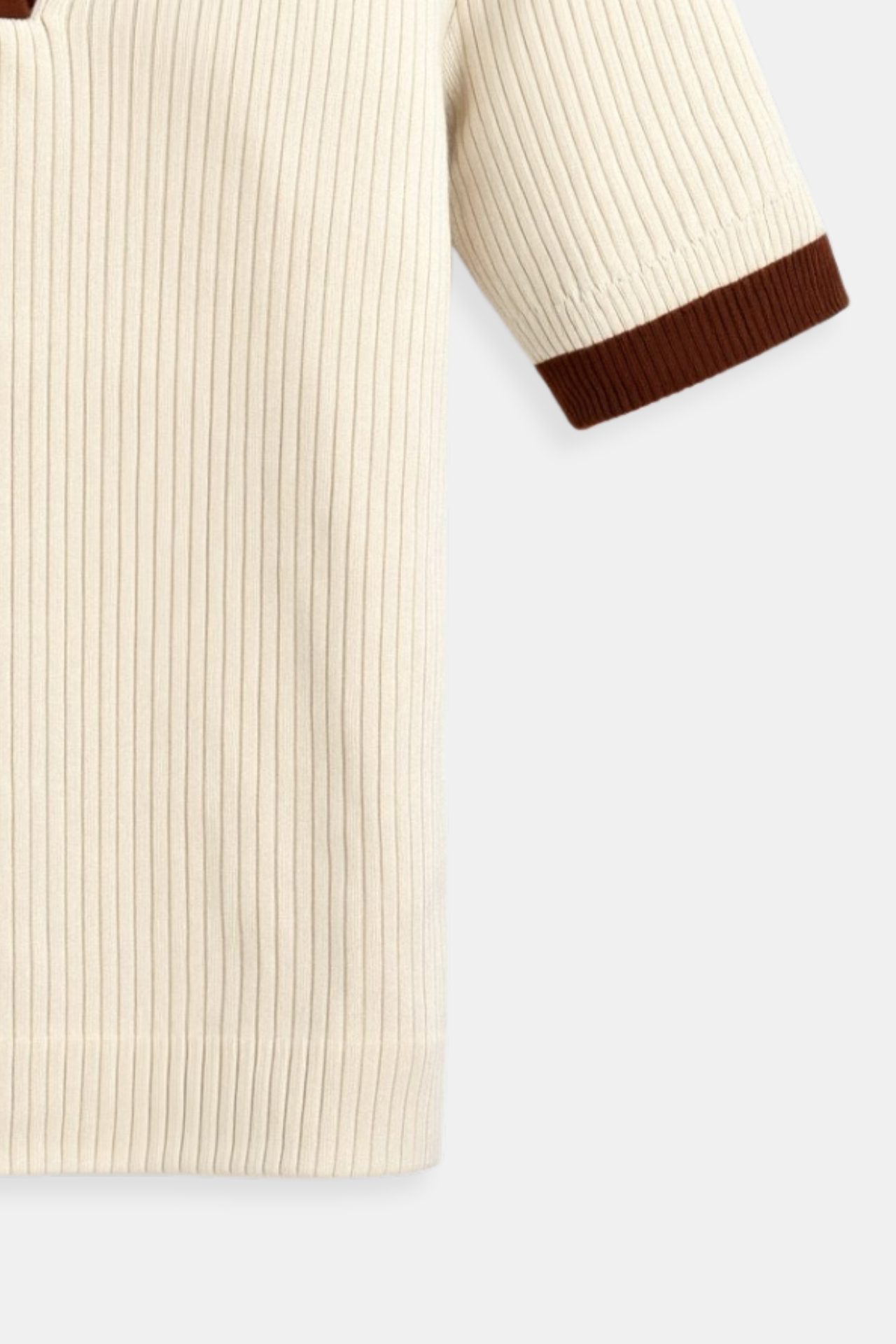 Elegant Women's Polo with Rib Pattern and V-neck