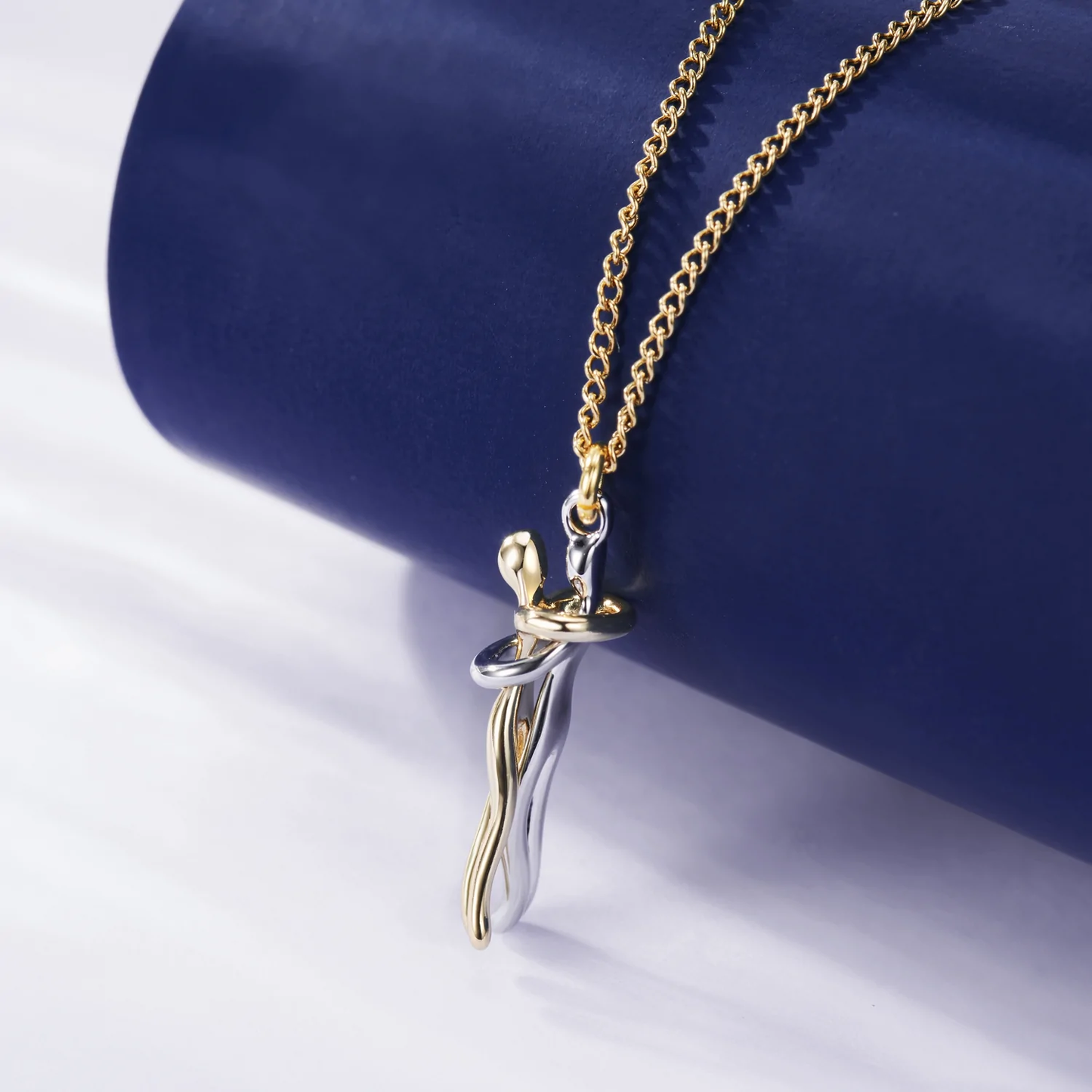 Elegant Women's Necklace with Gold and Silver Pendant