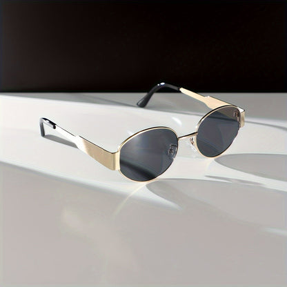 Majella | Minimalist Oval Sunglasses with Gold Frame