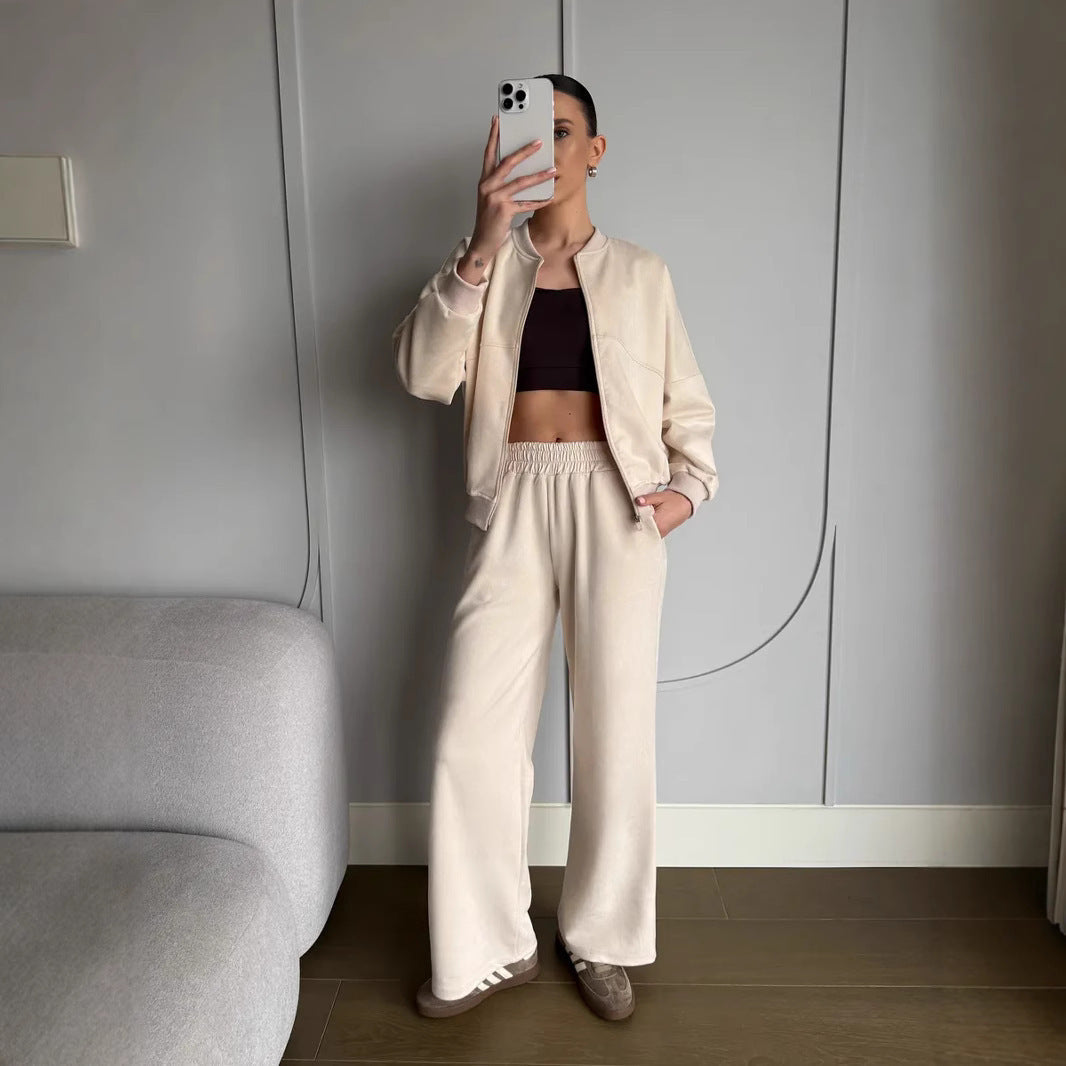 Trendy Women's Two-Piece Set with Short Jacket and Wide Pants