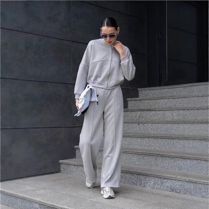 Trendy Women's Two-Piece Set with Short Jacket and Wide Pants