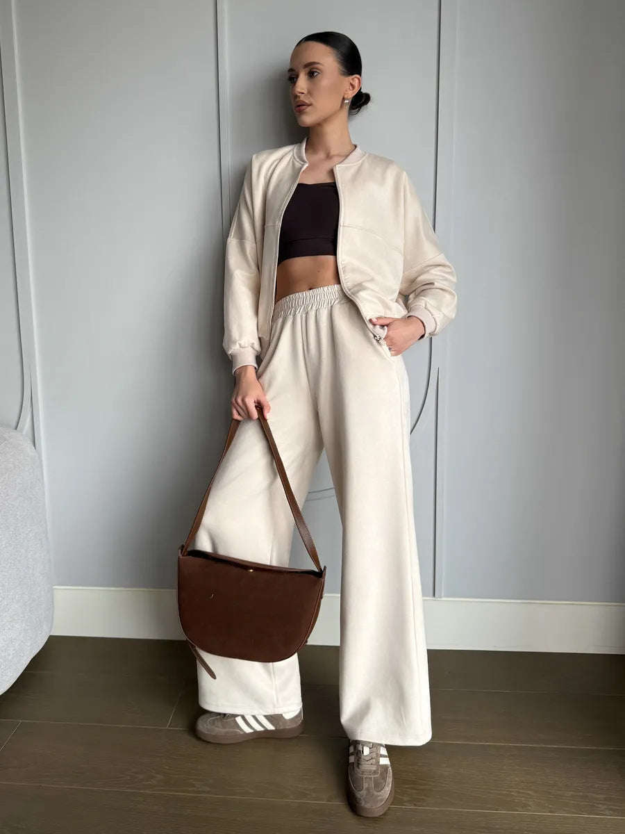 Trendy Women's Two-Piece Set with Short Jacket and Wide Pants