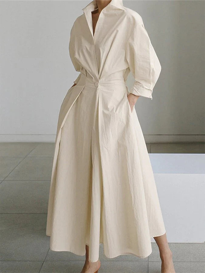 Refined Elegant Women's Maxi Dress with Collar and Flattering Pleats