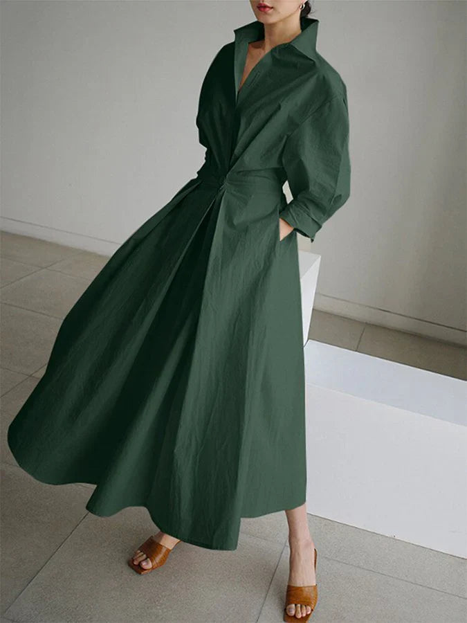 Refined Elegant Women's Maxi Dress with Collar and Flattering Pleats