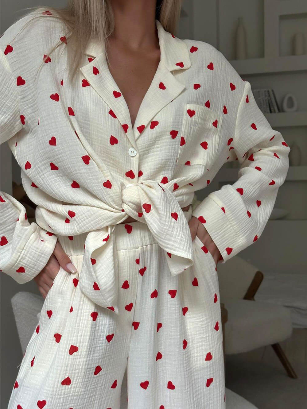 Airy Comfortable Women's Set with Playful Heart Print and Loose Fit