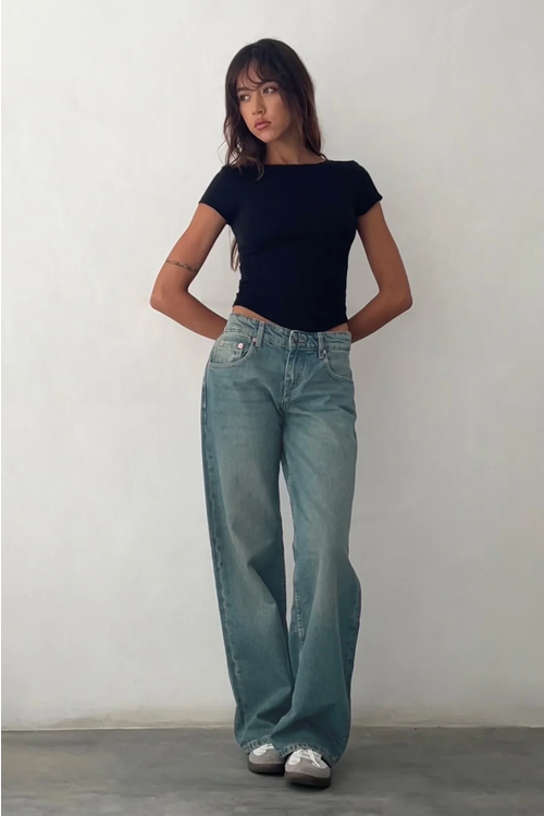 Yaella | Low Rise Straight-Leg Women's Jeans