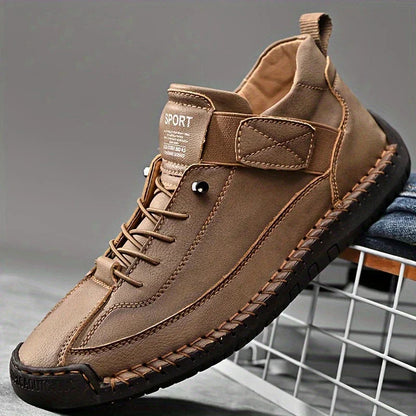 Sporty Women's Shoes with Sturdy Sole and Modern Look