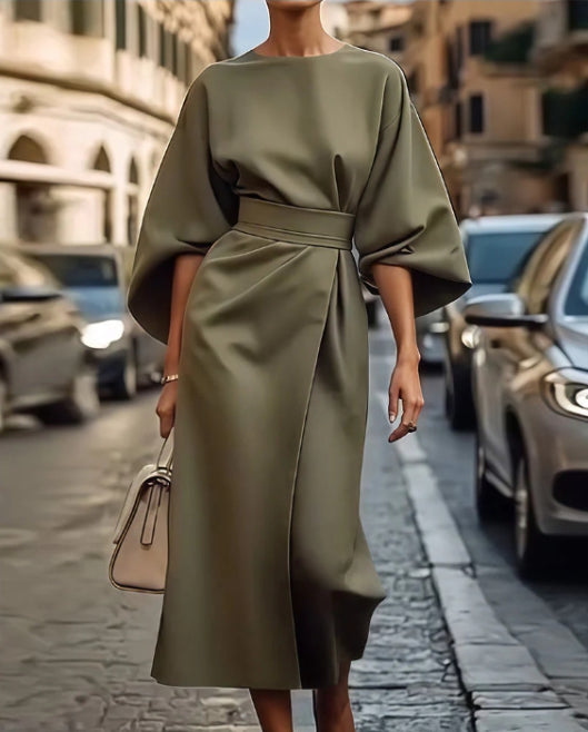 Soraya | Elegant Wide-Sleeve Midi Dress