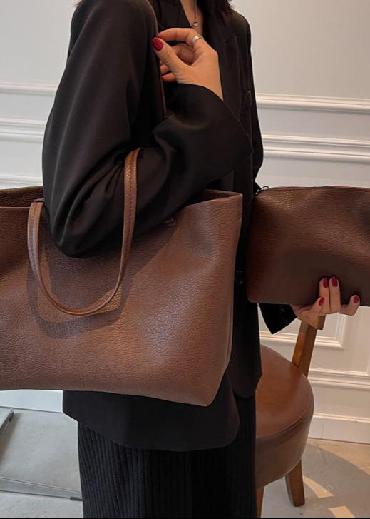 Trendy Spacious Women's Shoulder Bag with Soft Leather