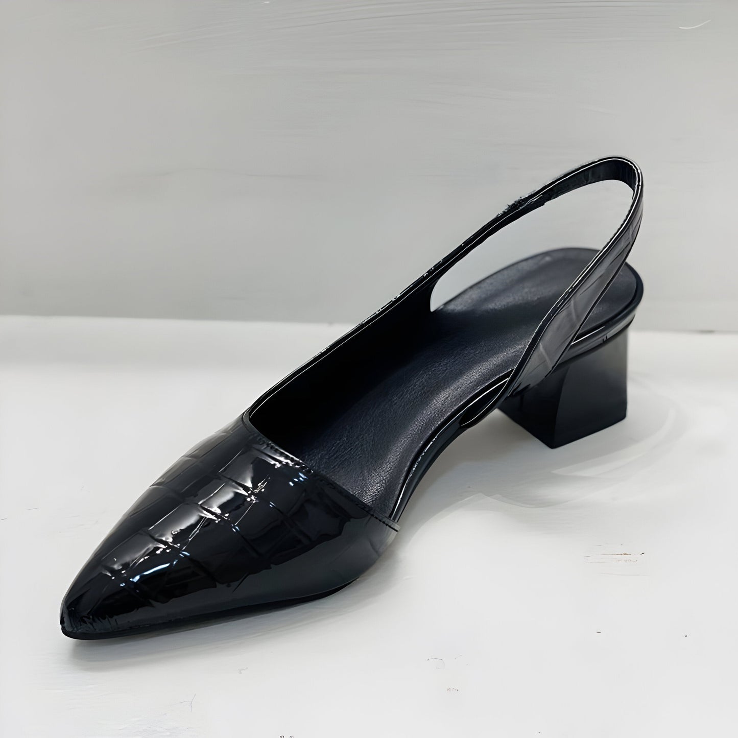 Orthopedic Slingback Pumps With Pointed Toe
