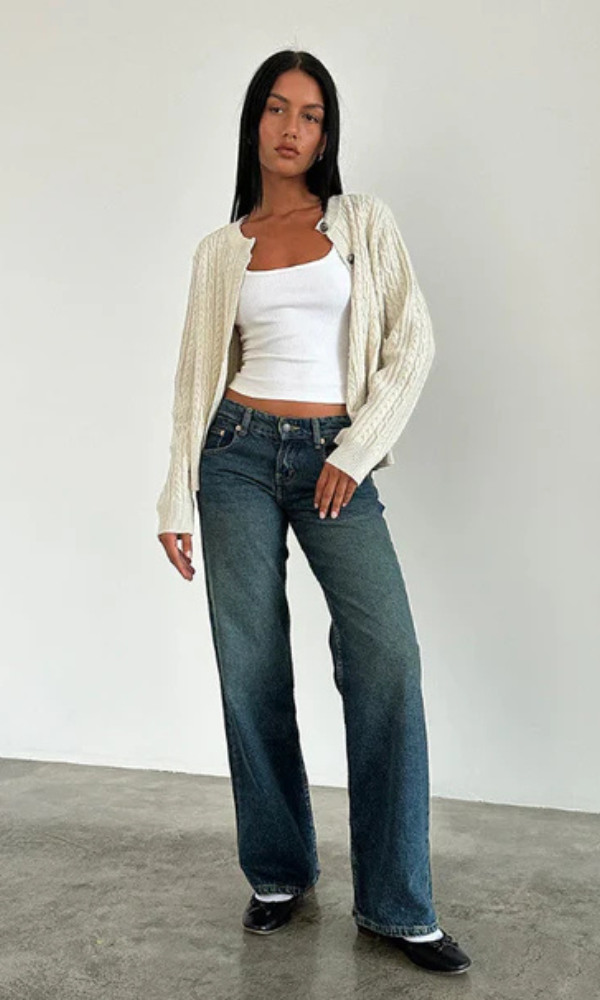 Yaella | Low Rise Straight-Leg Women's Jeans