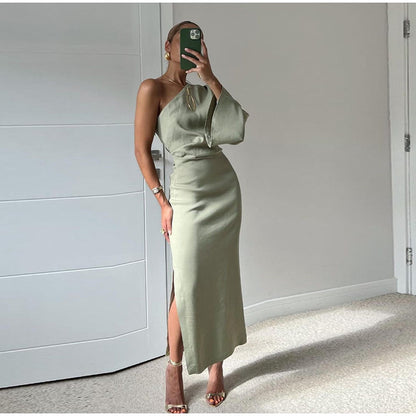 Mien | Elegant One-Shoulder Maxi Dress with Flattering Slit