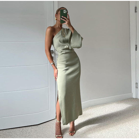 Mien | Elegant One-Shoulder Maxi Dress with Flattering Slit