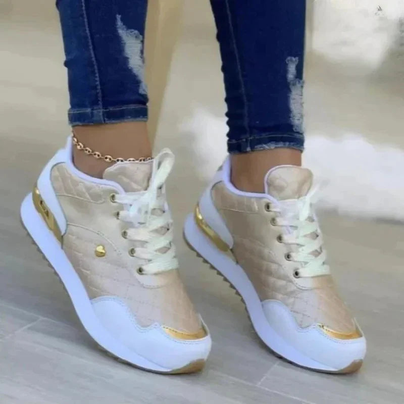 Eveline | Sneakers with Golden Accents