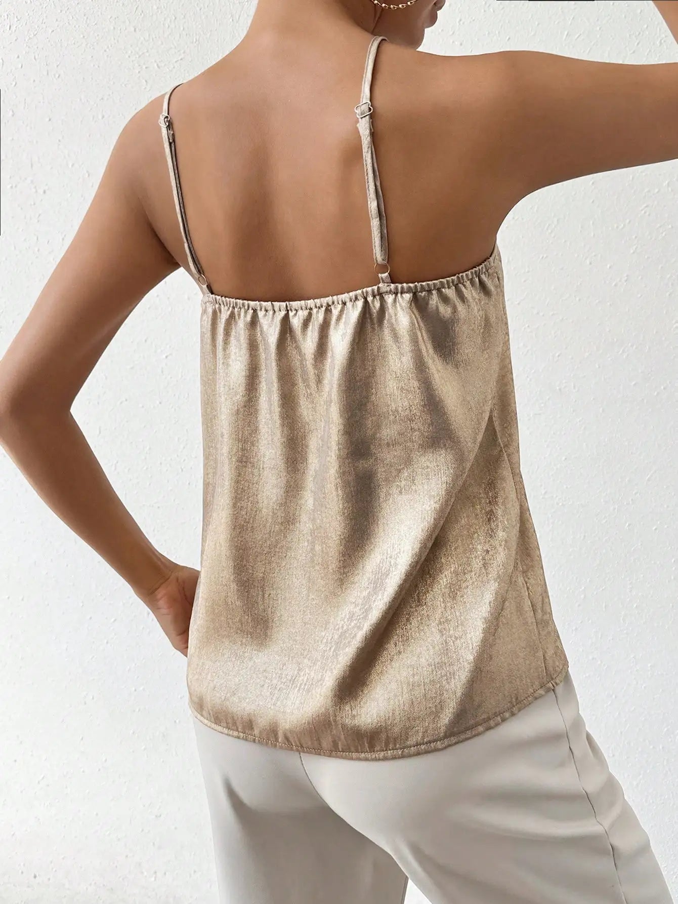 Lovy | Cami V-Neck Top with Spaghetti Straps