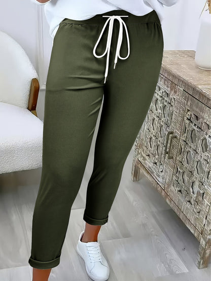 Comfortable functional women's pants with elastic waist