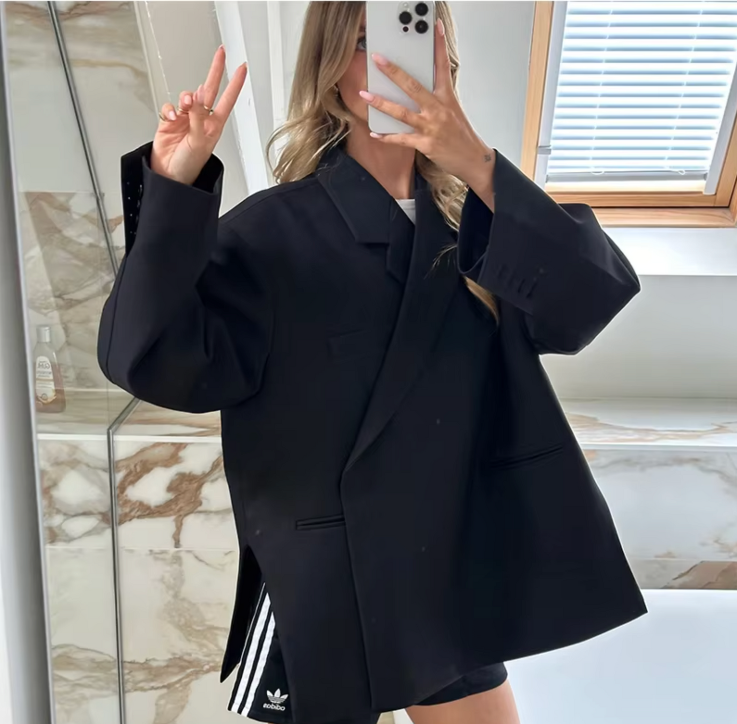 Oversized Trendy Women's Blazer with Long Fit