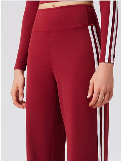 Inge | Comfortable Red Wide Leg Pants with Hearts