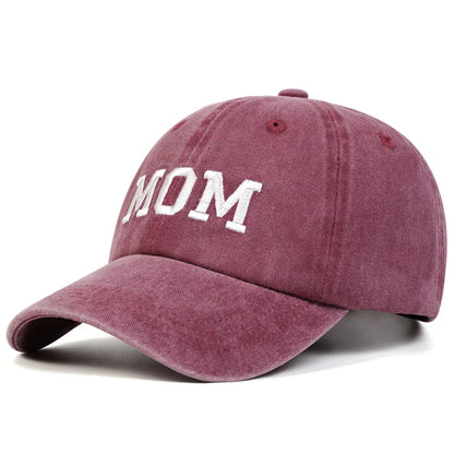 Stylish Baseball Cap With Embroidered Mom/Dad Lettering