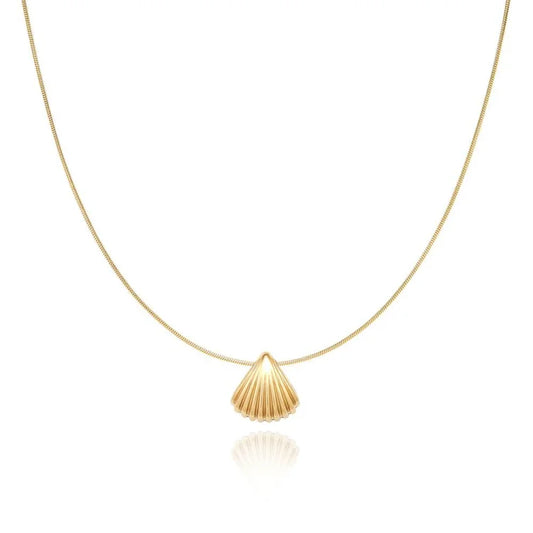 Sasha | Gold Shell Necklace