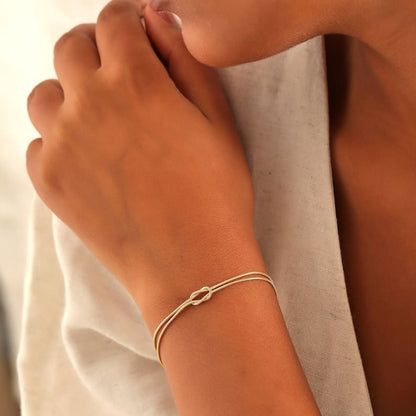 Lydia | Love Knot Bracelet