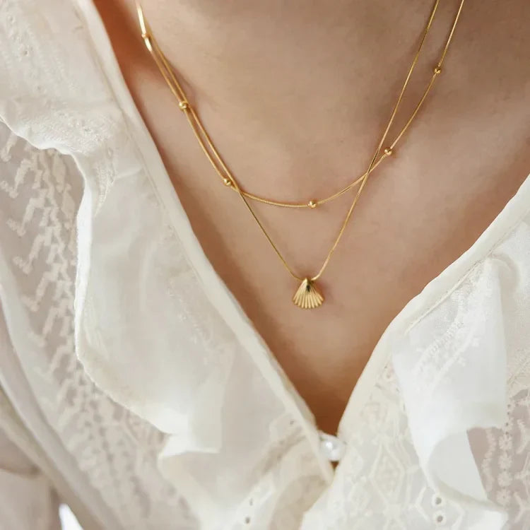 Sasha | Gold Shell Necklace